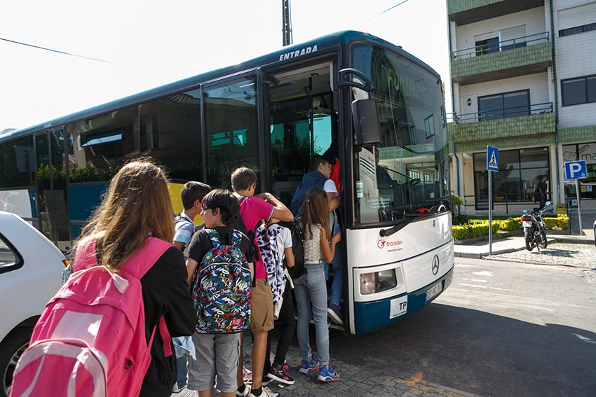 Transportes-escolares-garantidos-para-o-próximo-ano-letivo
